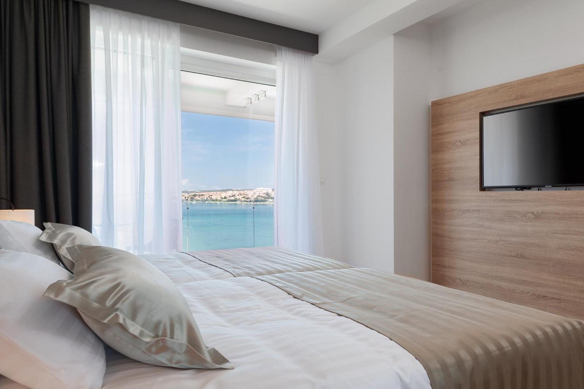 Kaneo Beach Hotel 诺瓦利娅 外观 照片