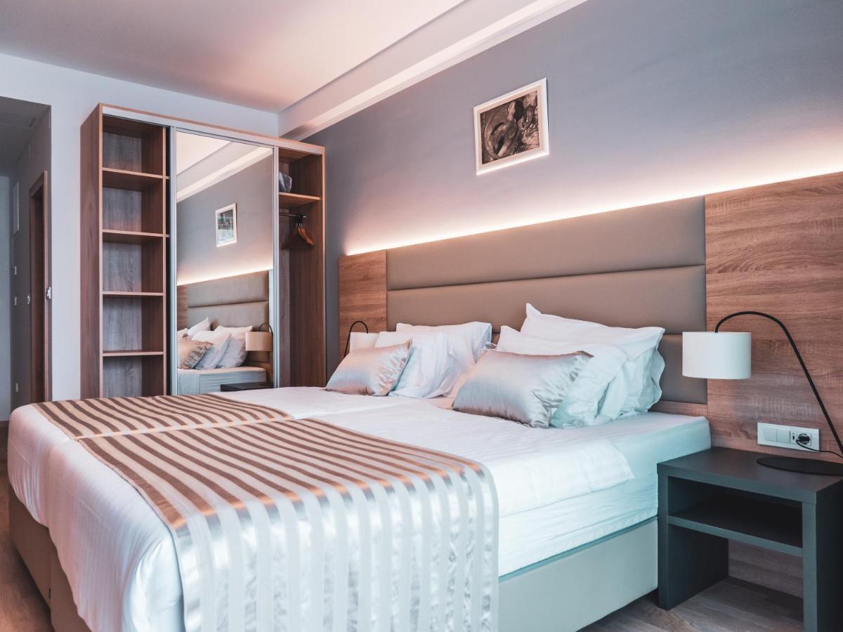 Kaneo Beach Hotel 诺瓦利娅 外观 照片